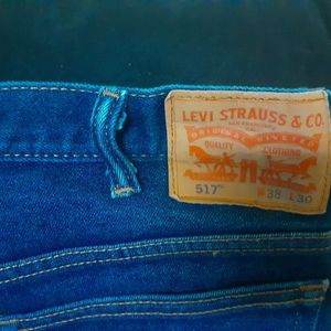 Mens Blue Levi Denim jeans